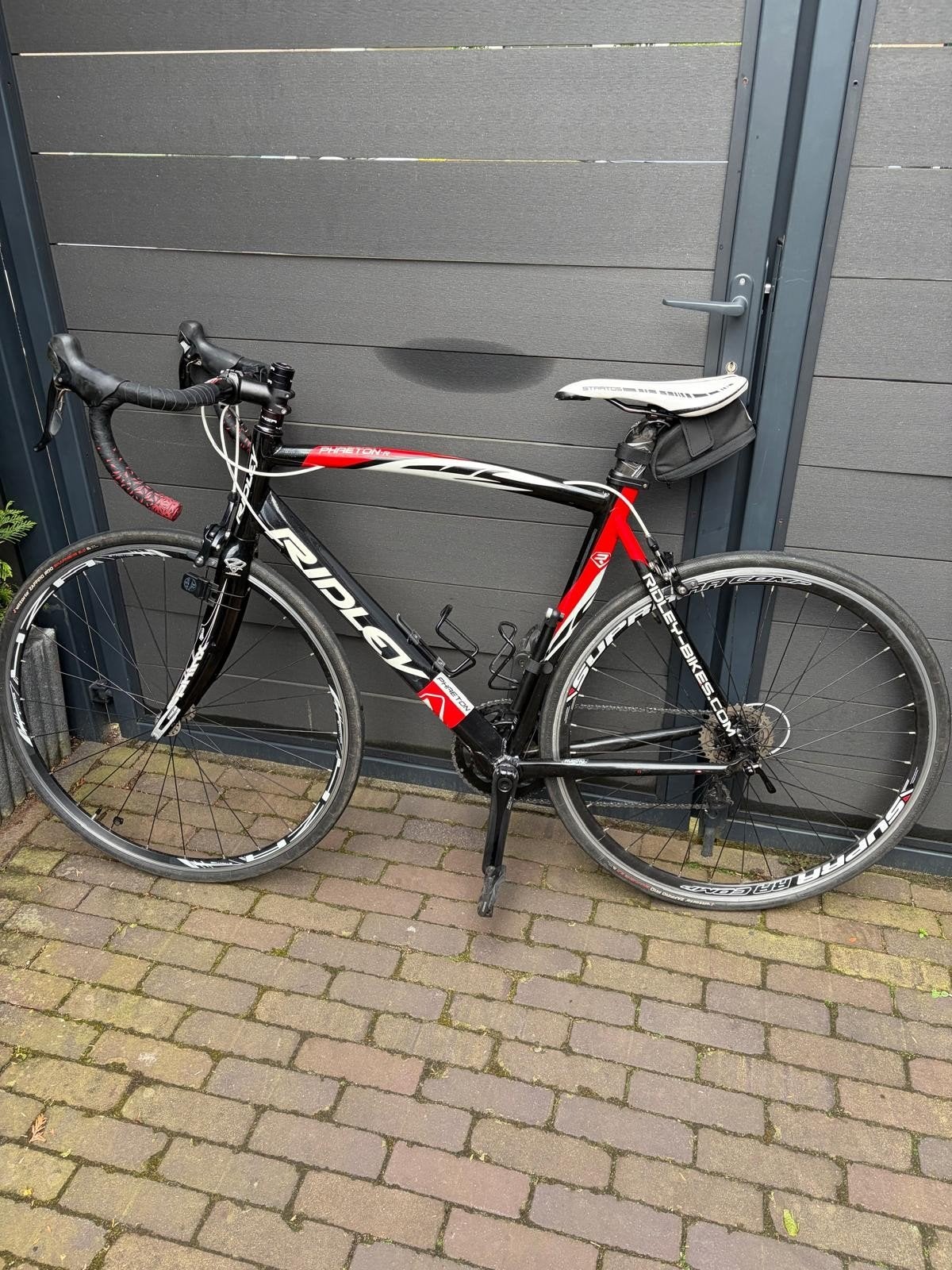 Ridley racefiets - Zwart/Rood - Goede staat, 28 inch, Gebruikt, Aluminium, Meer dan 20 versnellingen