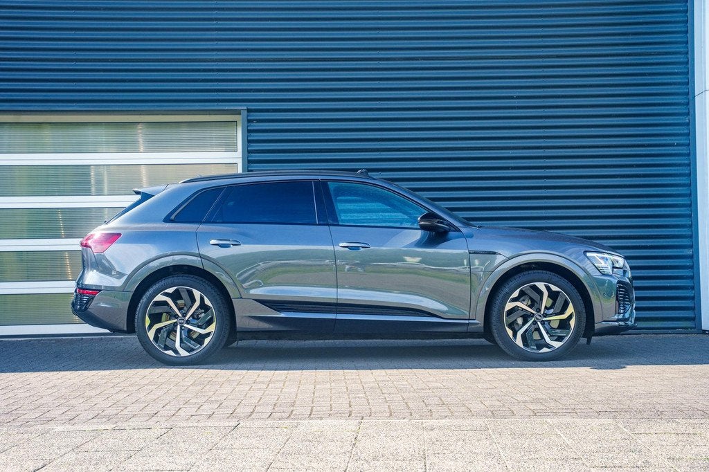 Audi Q8 e-tron 55 408pk quattro S Edition Competition 115 kW, Auto's, Audi, Automaat, Zwart, Q8 e-tron, Vierwielaandrijving