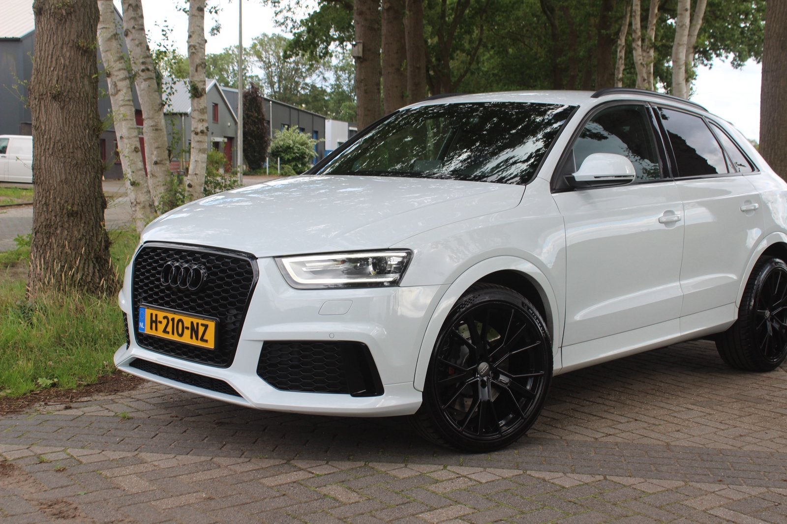 Audi RS Q3 2.5TFSI Quattro 310pk Keyles/kleppensystm/leder, Auto's, Automaat, Zwart, Wit, Vierwielaandrijving