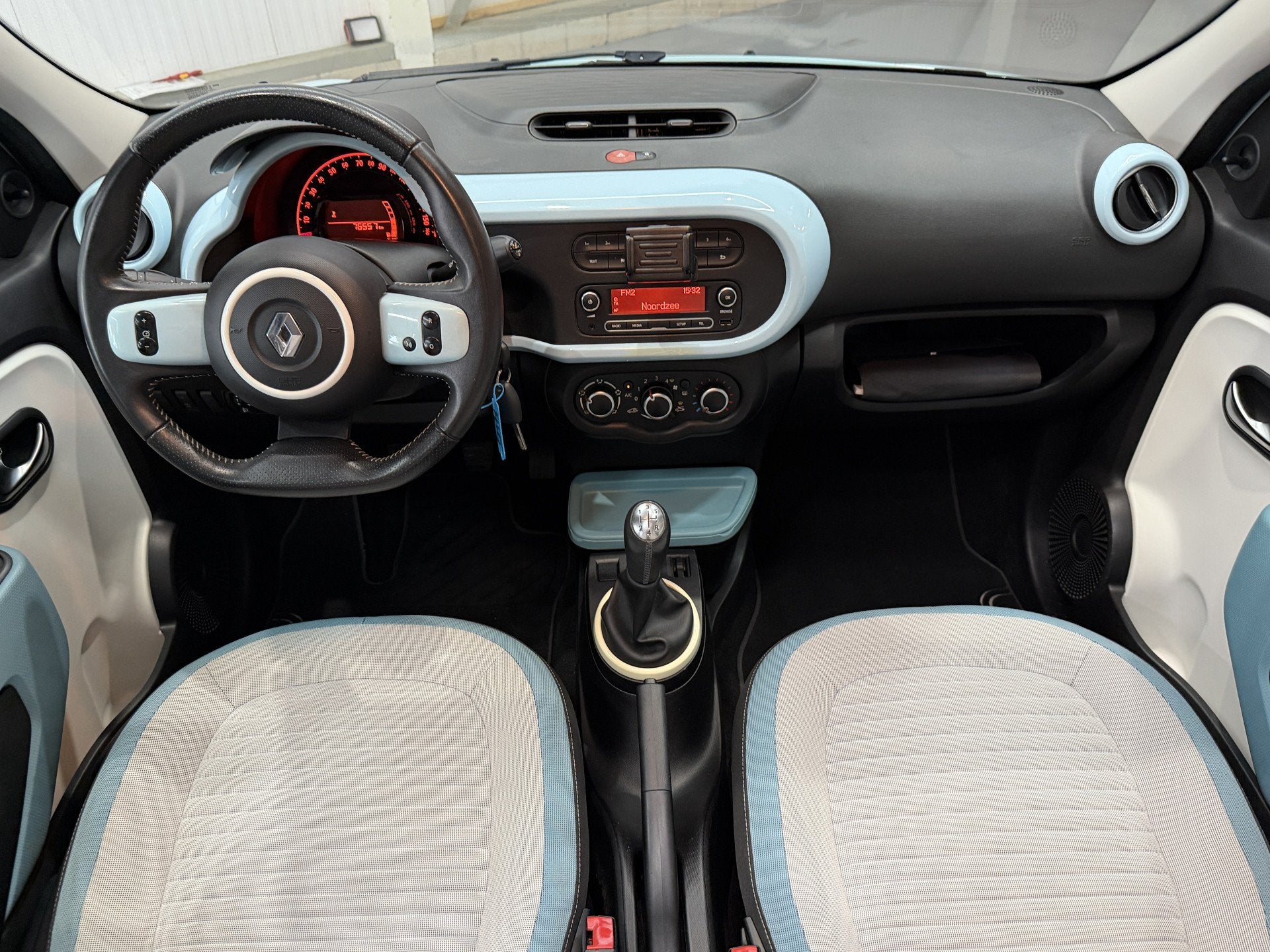 Renault Twingo 1.0 SCe 70pk Expression | Airco | Cabrio dak, Gebruikt, 840 kg, Handgeschakeld, 3 cilinders