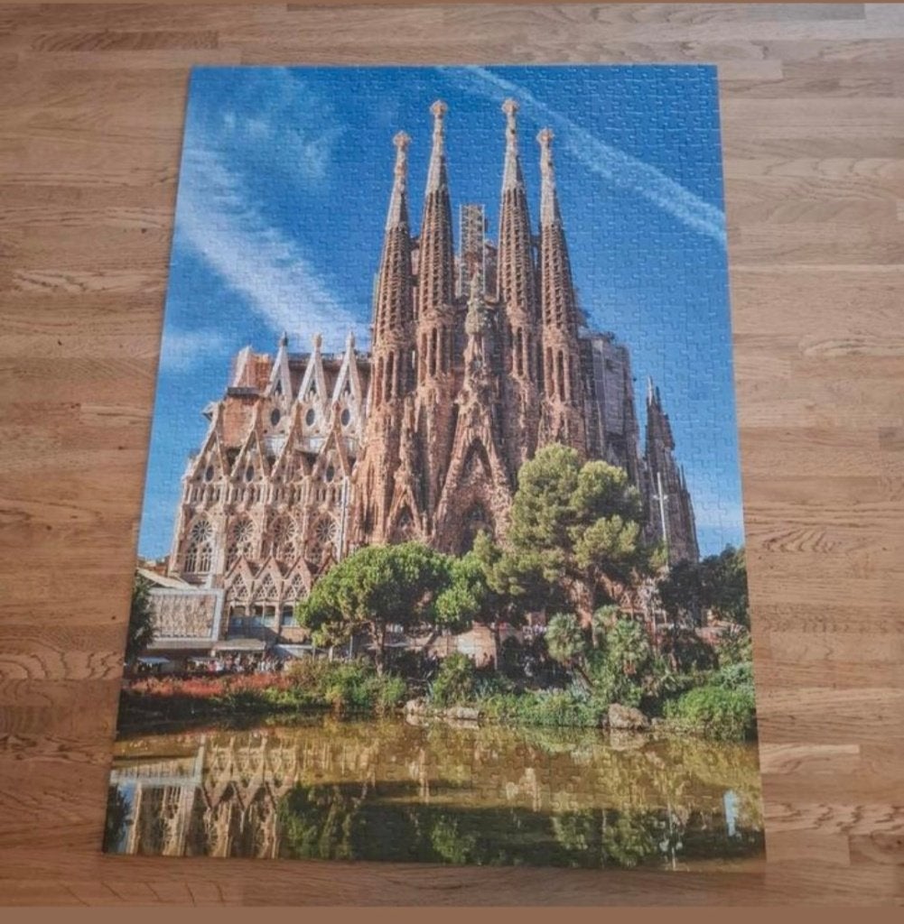 Puzzel Sagrada Familia View, Barcelona 1000 stukjes, Ophalen, 500 t/m 1500 stukjes, Zo goed als nieuw, Legpuzzel