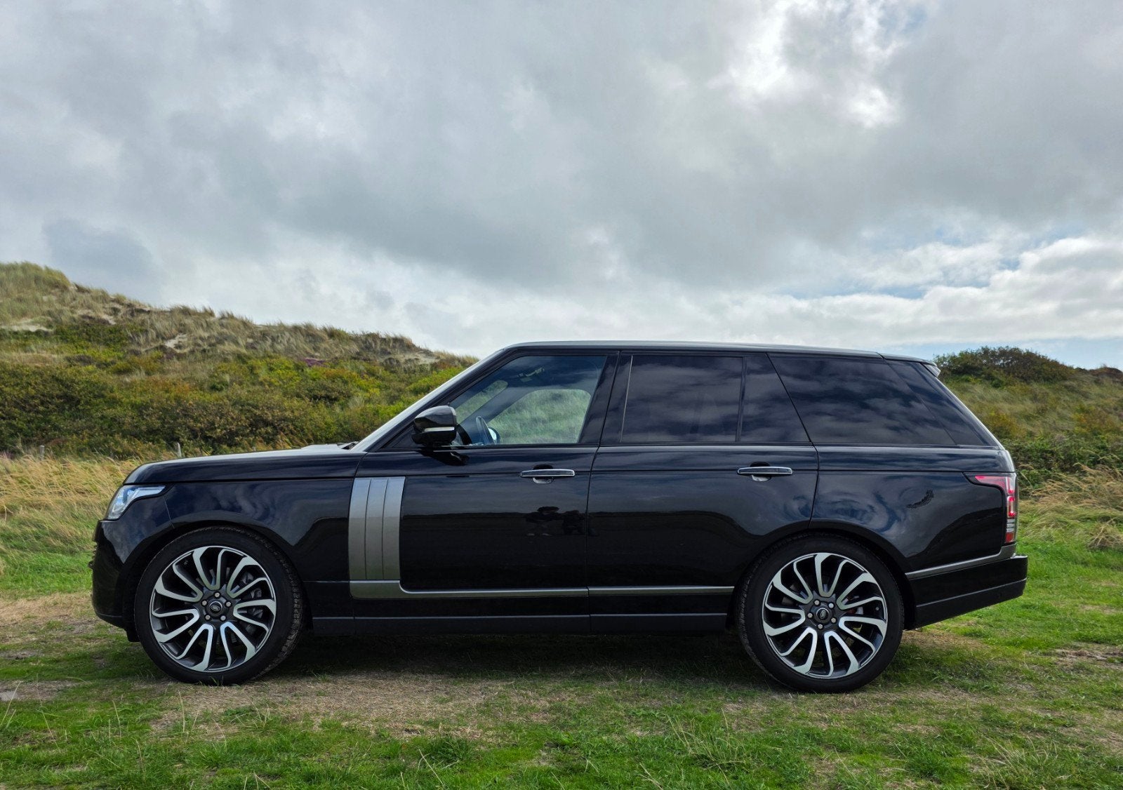 Rangerover SDV8 2017/autobiography/netjes/voll historie/NAP, Auto's, Automaat, 313 €/maand, Leder, Diesel