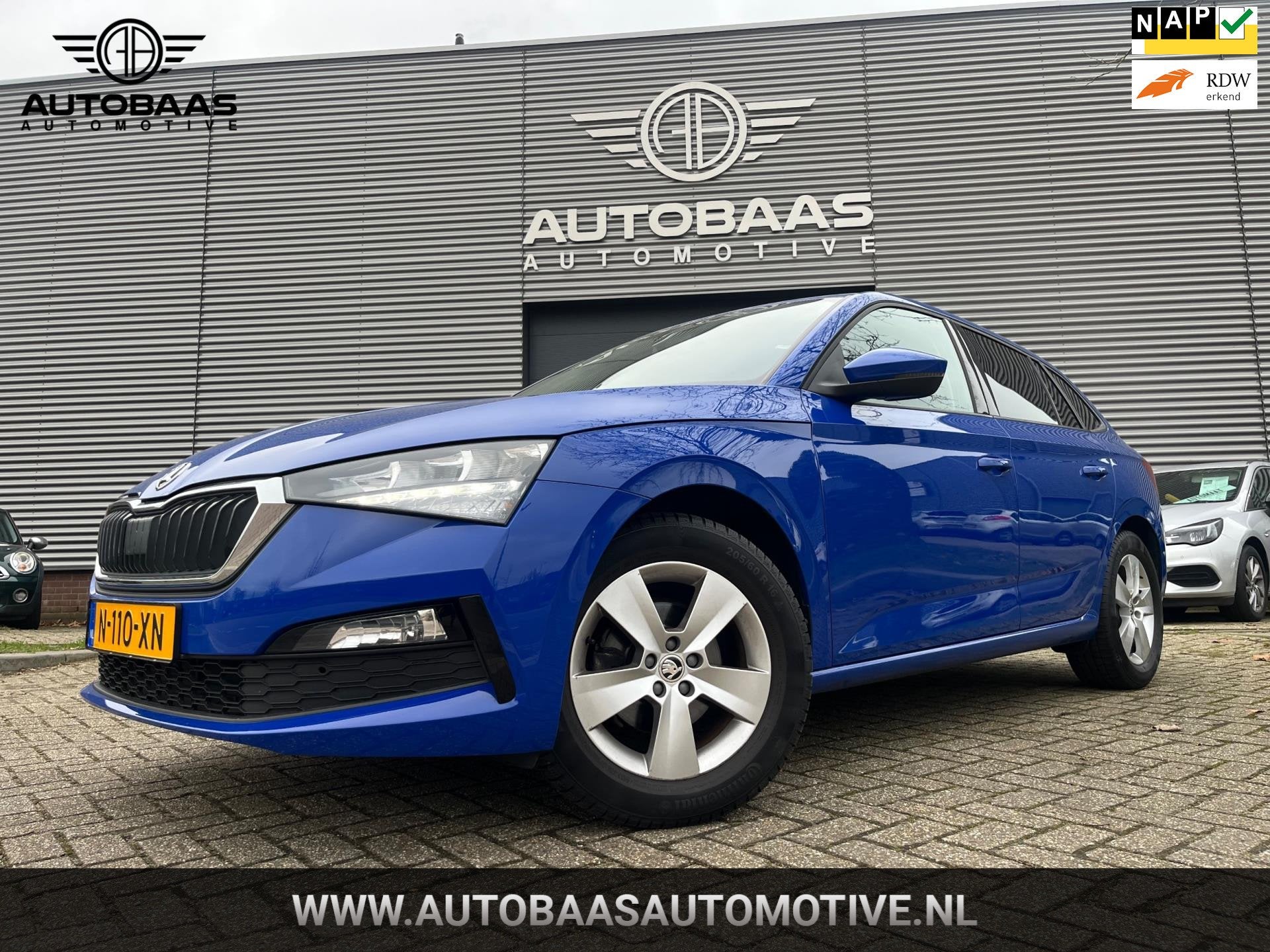 Skoda Scala 1.0 TSI Ambition AUTOMAAT * APK 02-2028 * +NL AU, Auto's, Scala, Gebruikt, 620 kg, Origineel Nederlands