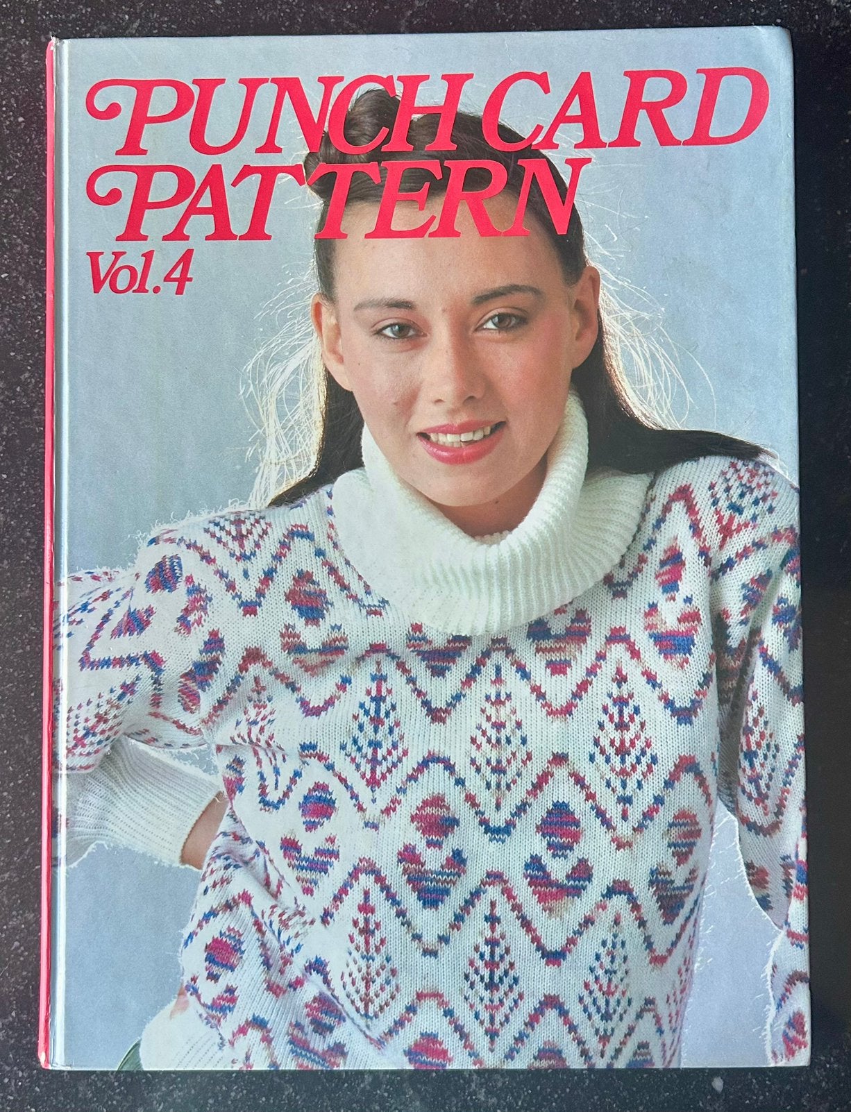 Punch Card Pattern Vol. 4 - Breimachine patronen boek, Ophalen of Verzenden, Zo goed als nieuw, Breien, Patroon of Boek