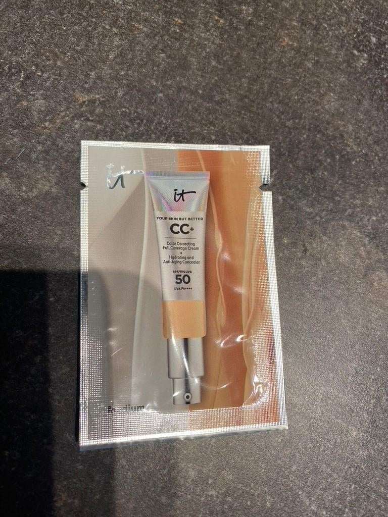 Nieuw sample IT cosmetics cc cream, Beige, Nieuw, Make-up, Verzenden