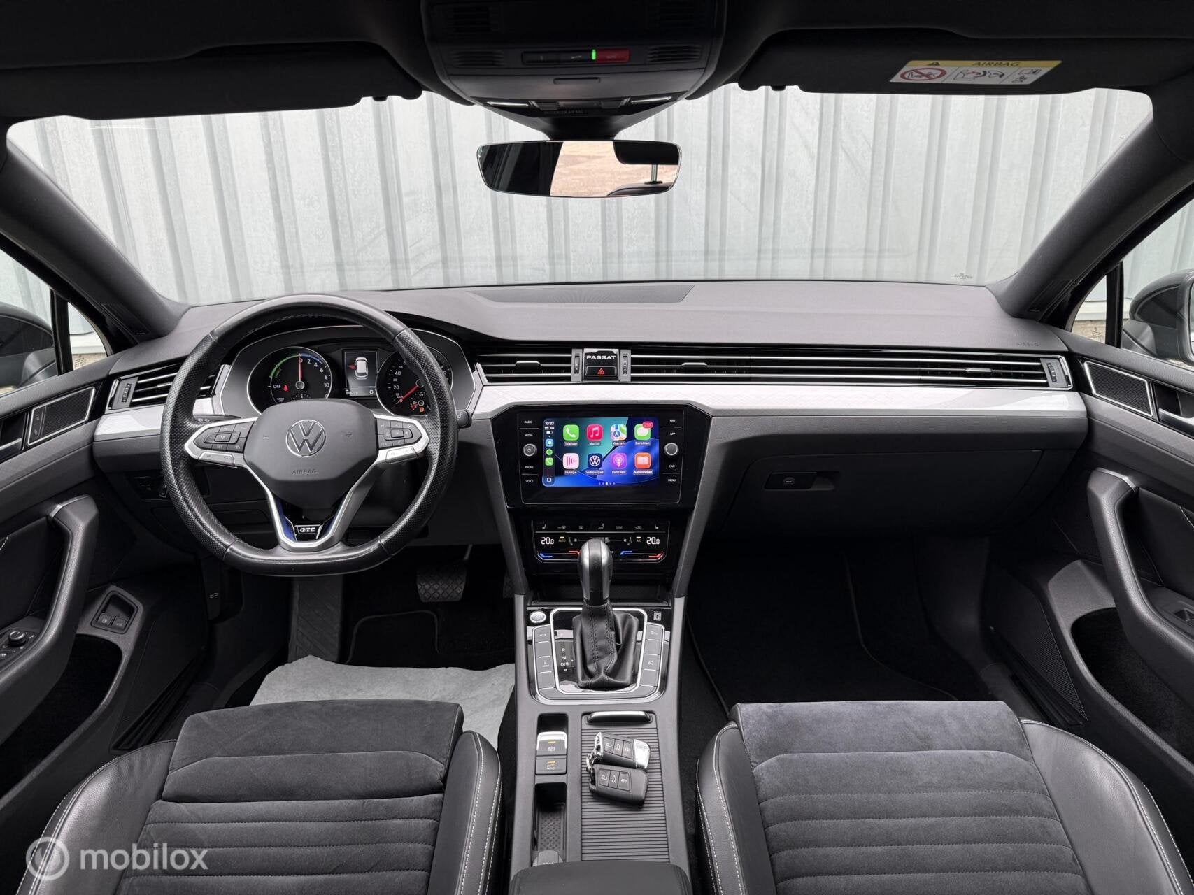 Volkswagen Passat Variant 1.4 TSI PHEV GTE | 360 camera |, Auto's, Volkswagen, 4 cilinders, Zwart, Hybride Elektrisch/Benzine
