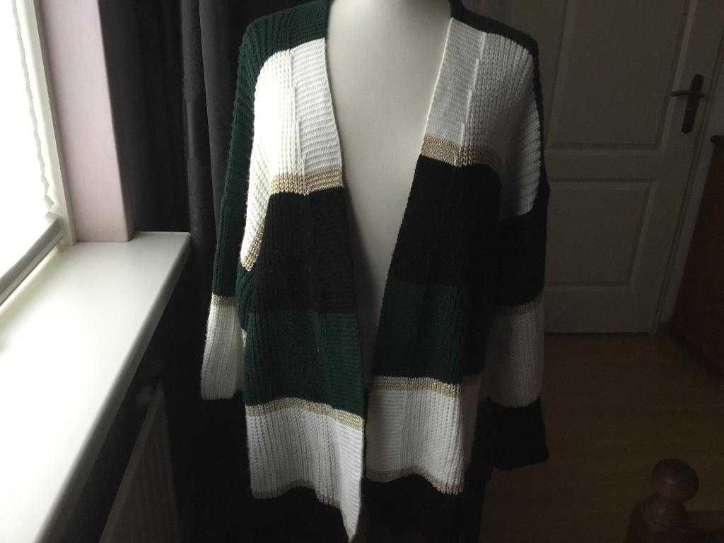 Warm vest, groen,zwart,wit. Maat 46, Kleding | Dames, Truien en Vesten, Ophalen of Verzenden, Zo goed als nieuw, Maat 46/48 (XL) of groter