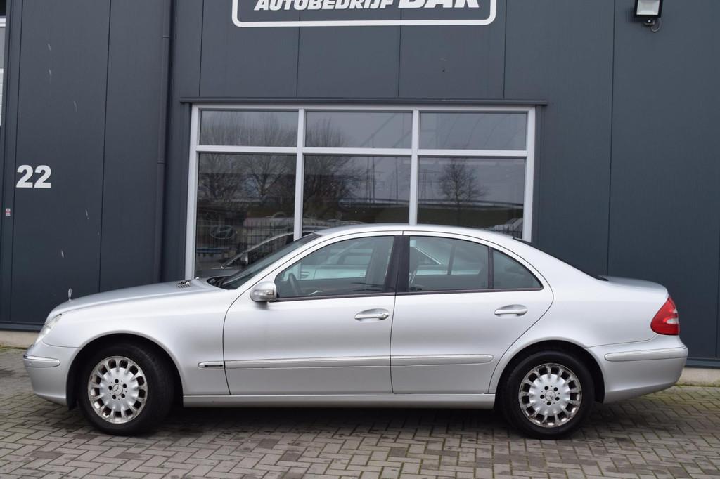 Mercedes-Benz E-klasse 200 K. Elegance | Automaat | Cruise |, Automaat, Gebruikt, Zwart, 4 cilinders