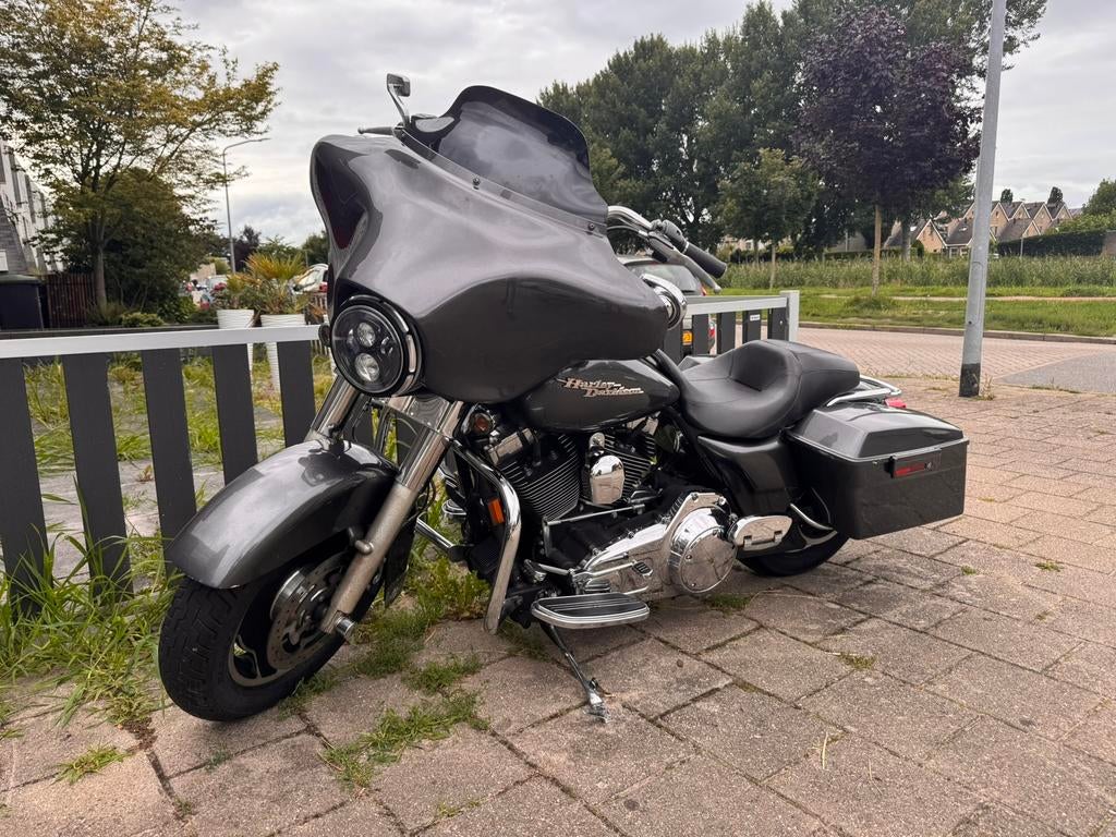 Harley-Davidson Street Glide FLHX – 2008 – Grijs Metallic, Motoren, Motoren | Harley-Davidson, 2 cilinders, Motorrijbewijs A, Gebruikt