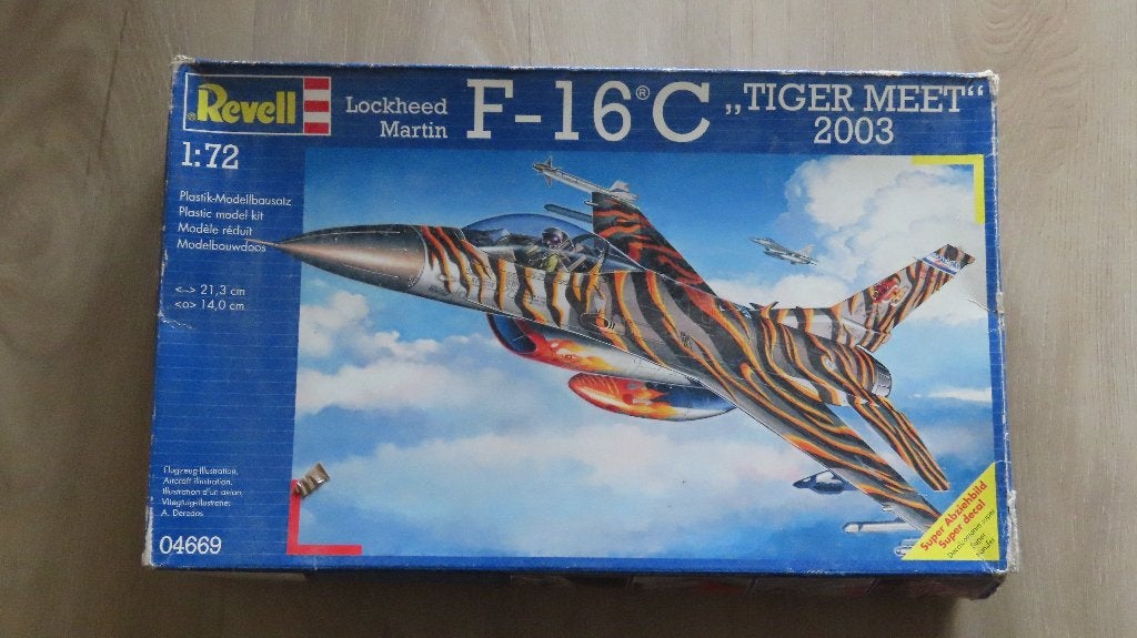 F-16C Tiger Meet 2003 Revell 1/72, Hobby en Vrije tijd, 1:72 tot 1:144, Revell, Ophalen of Verzenden, Zo goed als nieuw