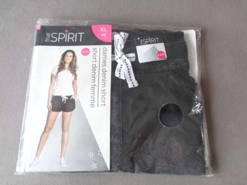NIEUW Korte broek dames short maat XL 46 True Spirit zwart, Kort, Zwart, Maat 46/48 (XL) of groter, Nieuw