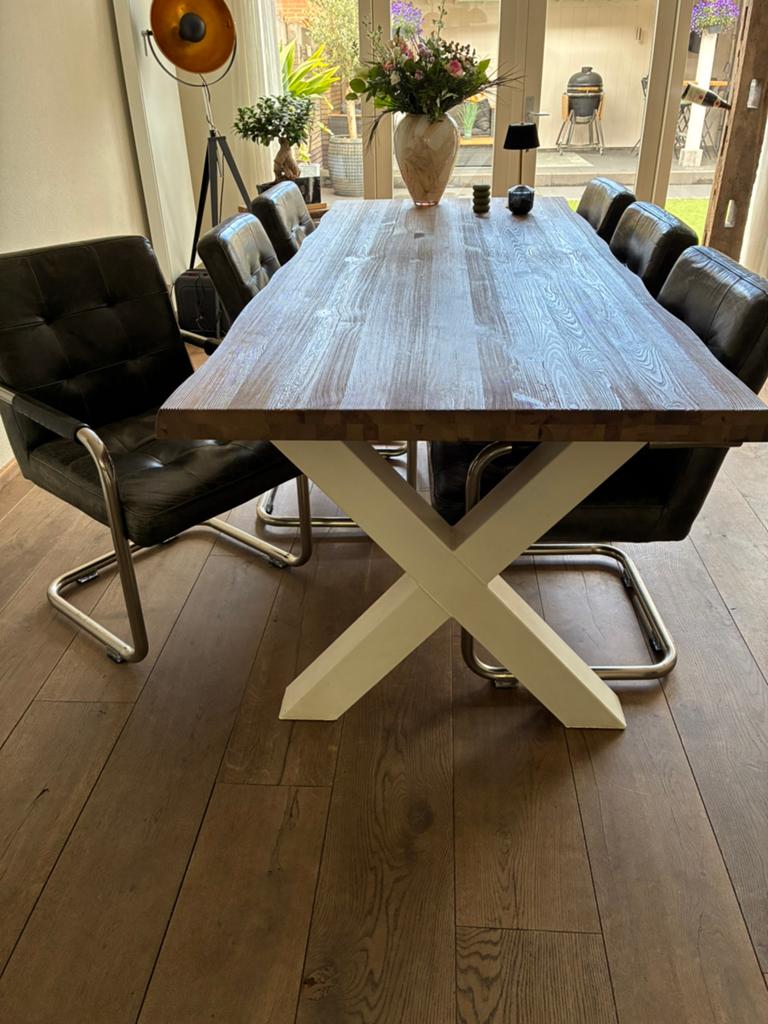 6 eettafel stoelen. Zwart out  look rund leder ., Huis en Inrichting, Ophalen, Zwart, Leer, Zo goed als nieuw