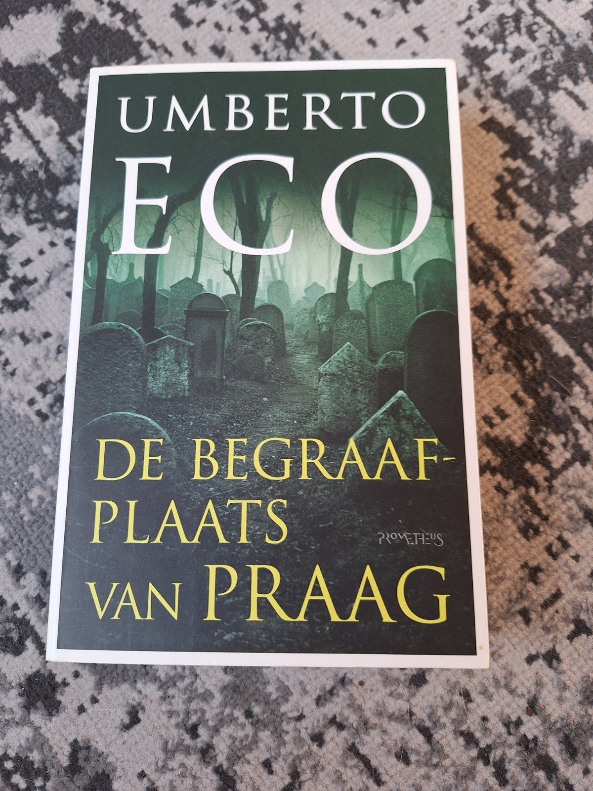 Umberto Eco - Begraafplaats van Praag, Ophalen of Verzenden, Gelezen, Umberto Eco