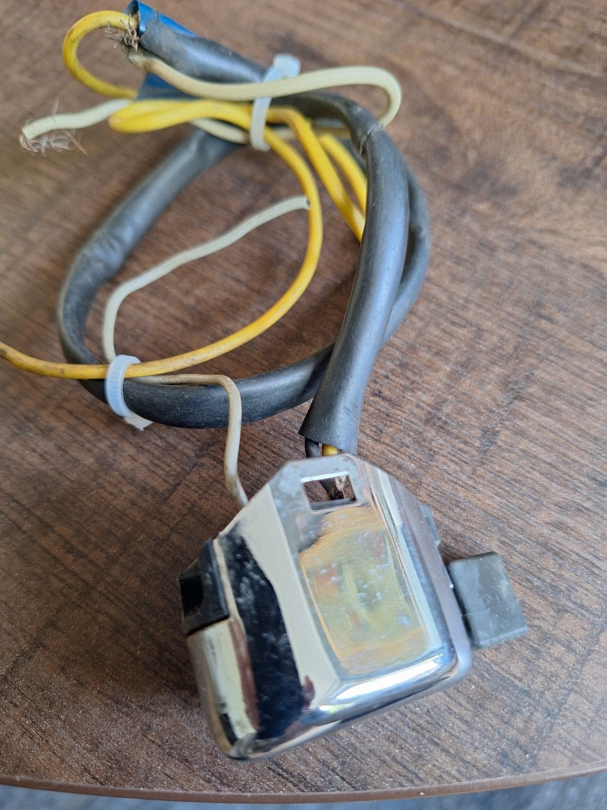 gebruikt maar heel nette lichtschakelaar voor oldtimer, Ophalen of Verzenden