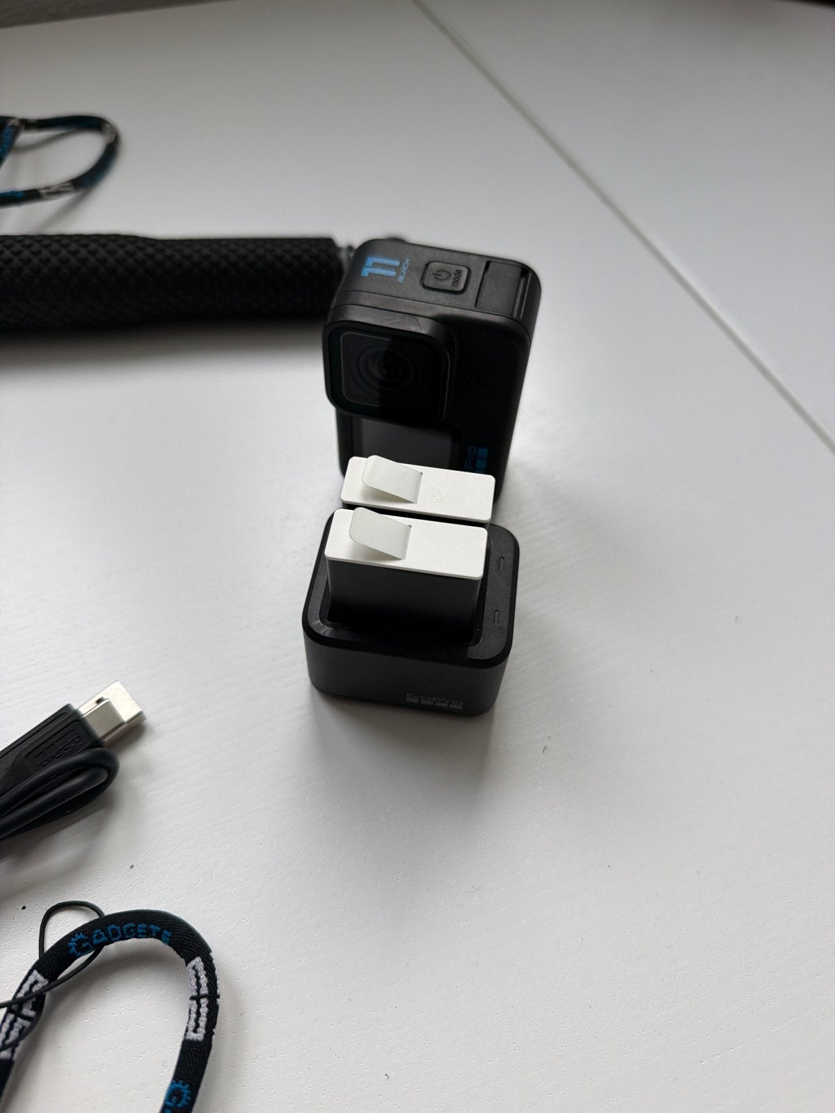 Foto 6 van GoPro Hero 11 Black met accessoires en 256GB SD-kaart