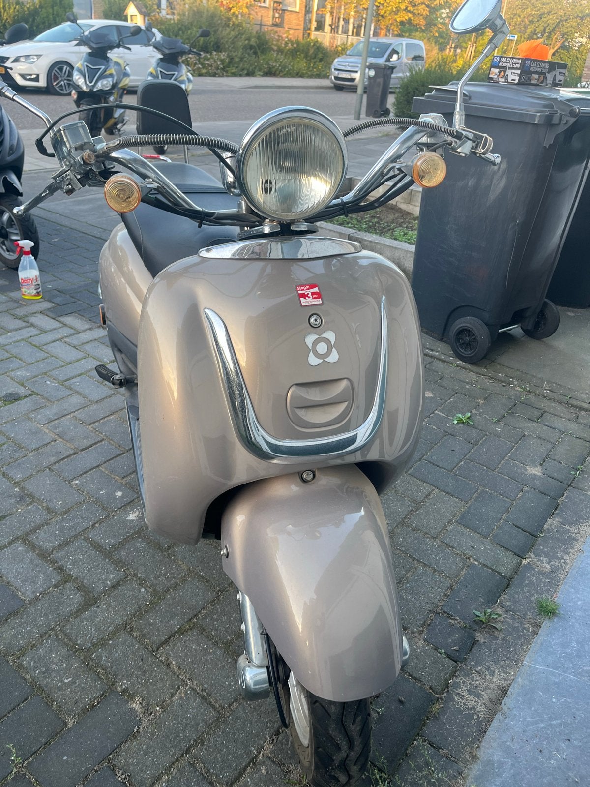 Scooter voor onderdelen of opknapbeurt - 75 euro, Fietsen en Brommers, Ophalen of Verzenden, Gebruikt, Overige merken