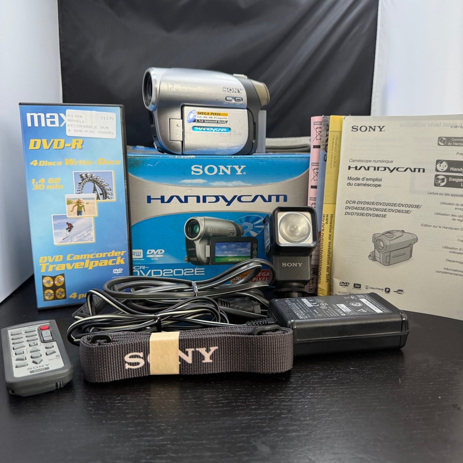 Sony Handycam DCR-DVD202E DVD Camcorder complete set, F, Gebruikt, G, Dvd