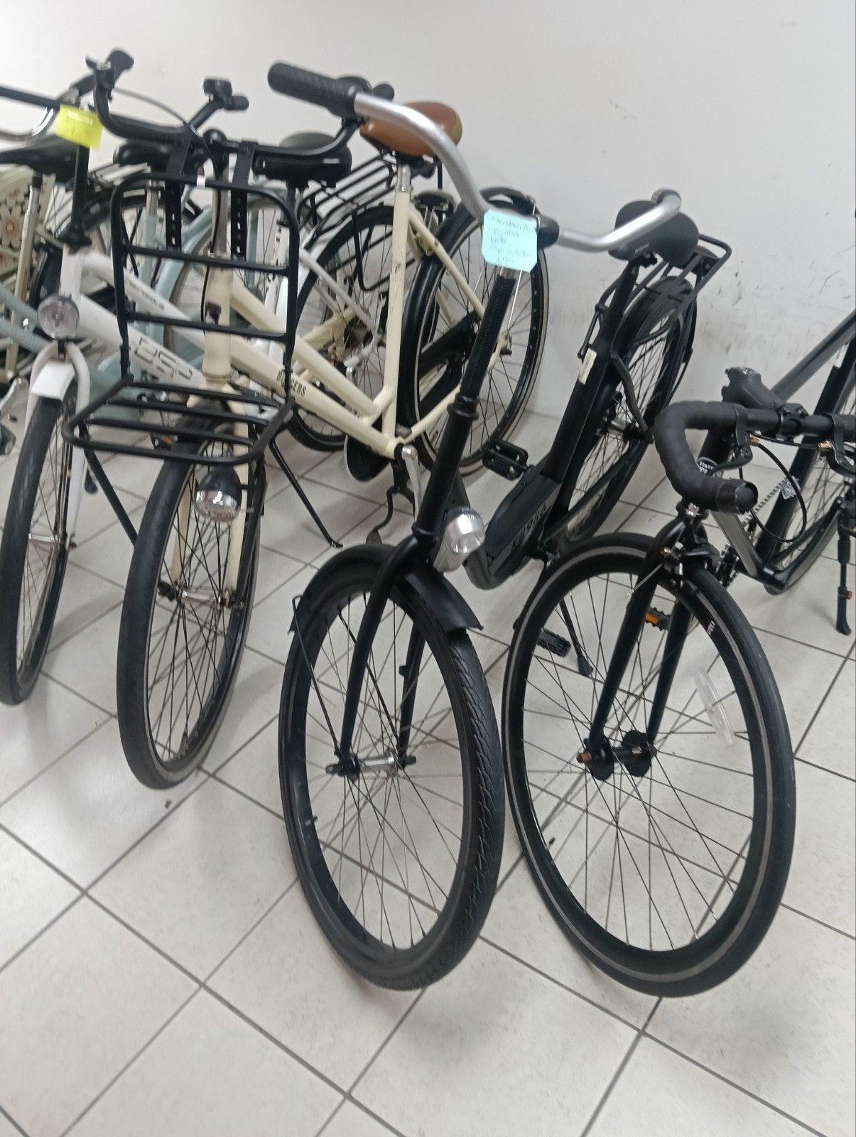 Foto 4 van van klein tot groot nieuw en tweedehands fietsen vanaf 100 e