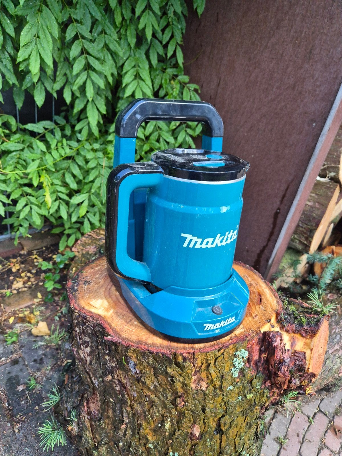 Makita DKT360 Waterkoker (exclusief accu en lader), Minder dan 1 liter, Ophalen of Verzenden, Gebruikt, Draadloos