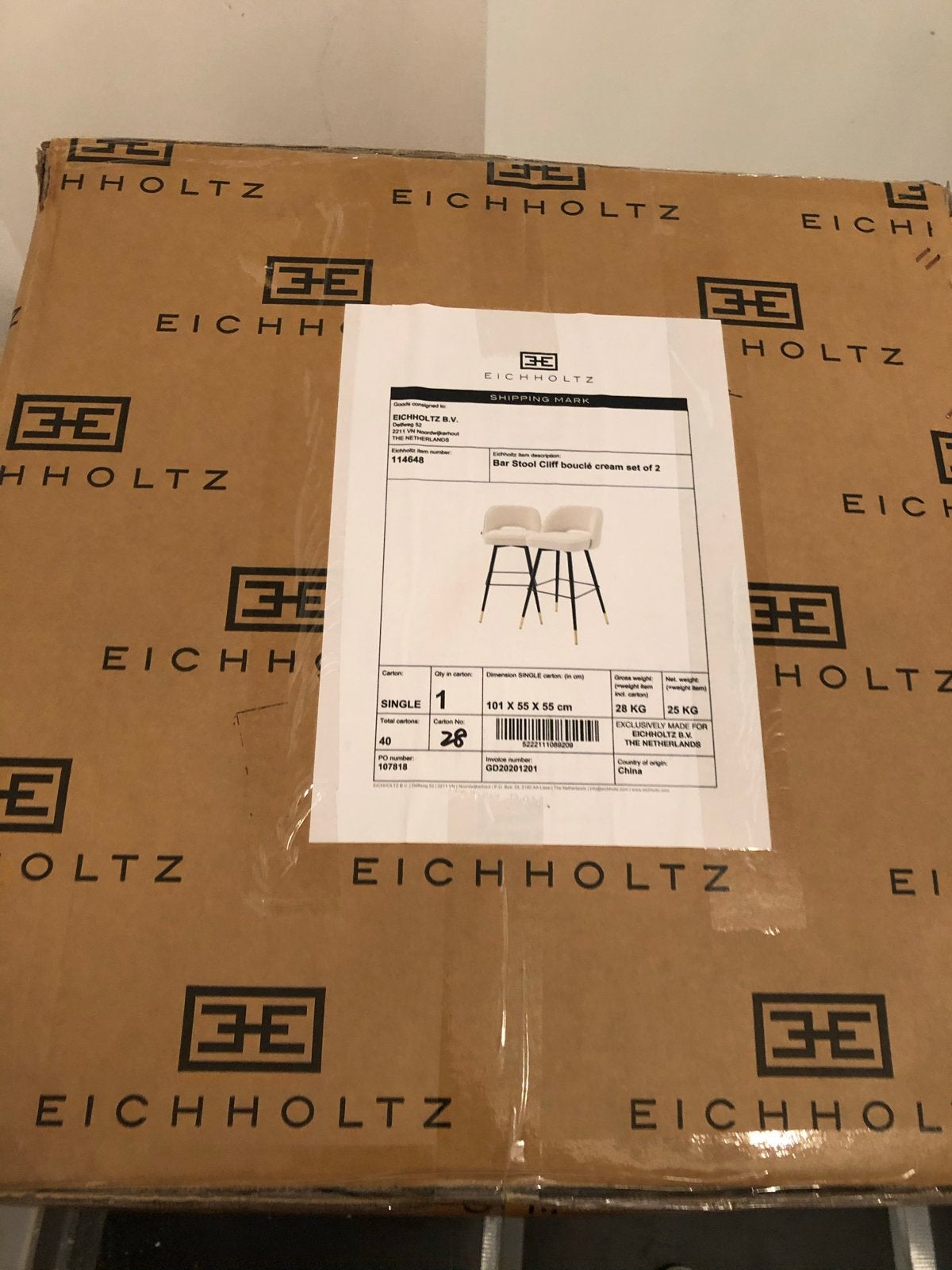 4x Eichholtz Cliff Bouclé Cream barkrukken - Zithoogte 68,5, Huis en Inrichting, Ophalen, 60 tot 90 cm, Zo goed als nieuw, Metaal