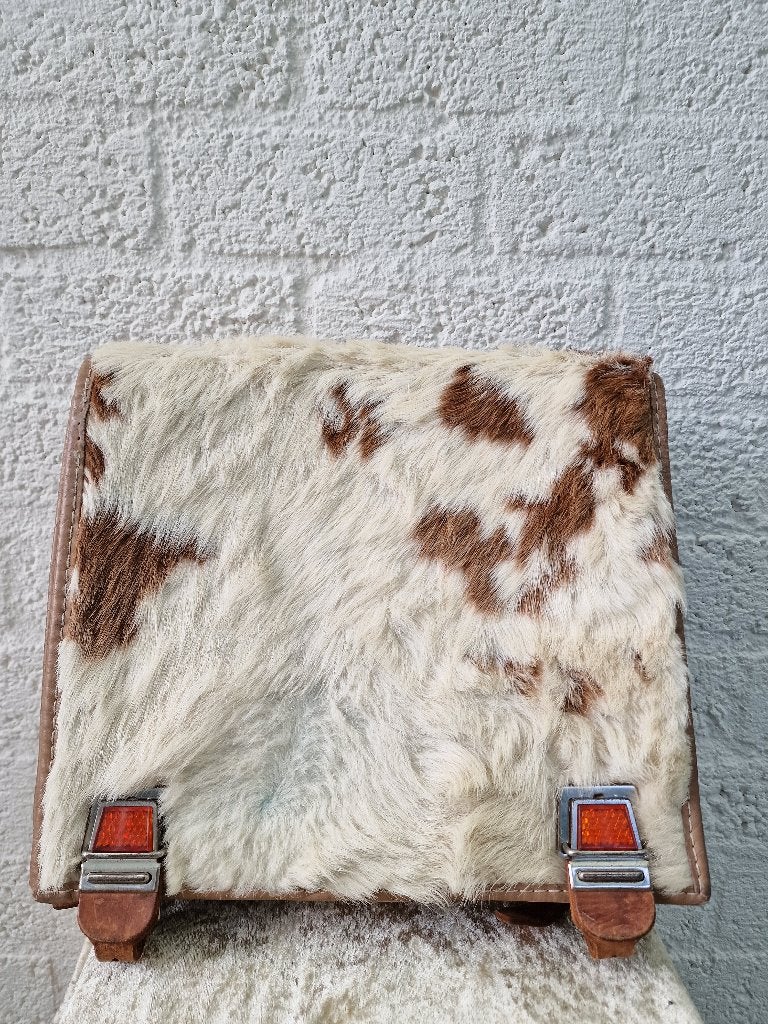 Vintage Swiss cowhide tas leer rugzak, Ophalen of Verzenden, Overige merken, 30 tot 45 cm