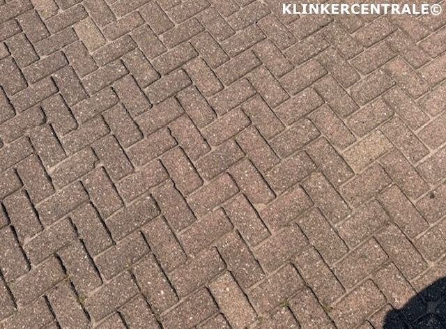 ROOIKORTING 2.750m2 heide met spikkel betonklinkers straatst