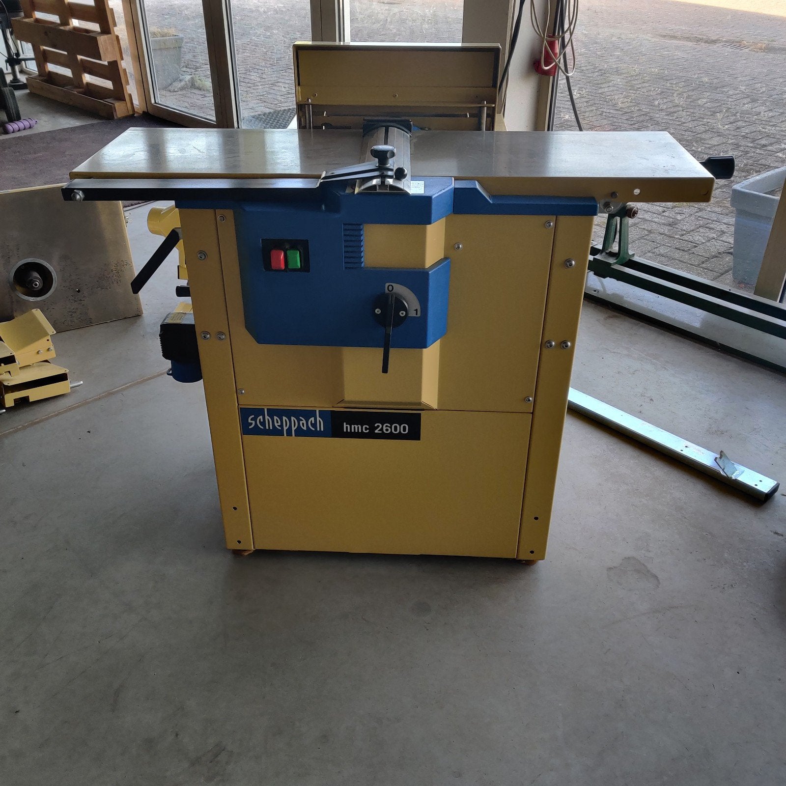 Zeer complete Scheppach HMC2600 Combi met 5 aanbouwdelen, Doe-het-zelf en Verbouw, Ophalen of Verzenden, 1200 watt of meer, Lintzaag
