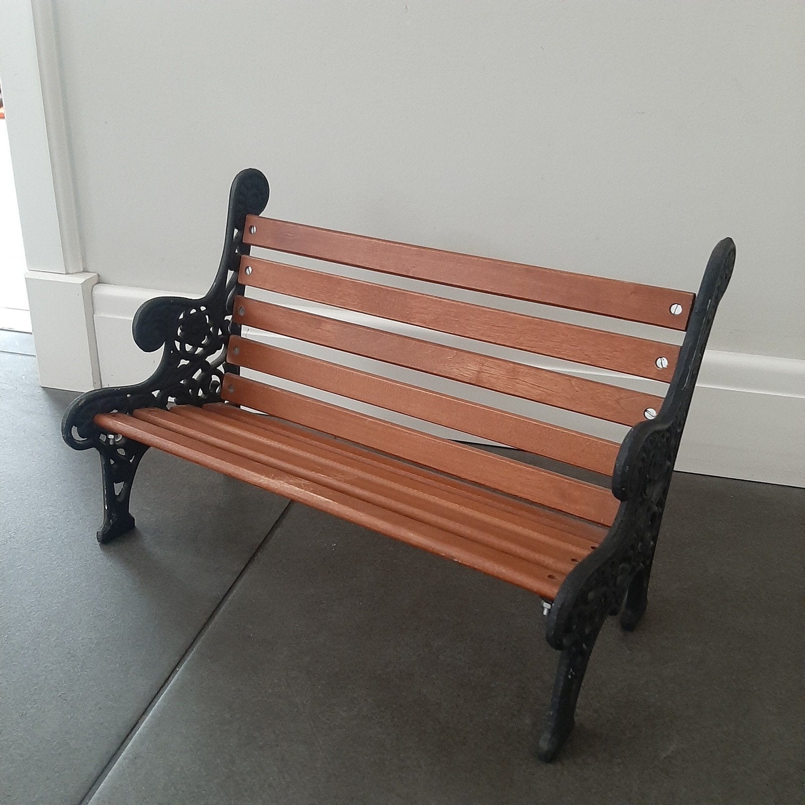 gietijzeren bankje voor poppen of decoratie, Ophalen, Gebruikt, Jongen of Meisje