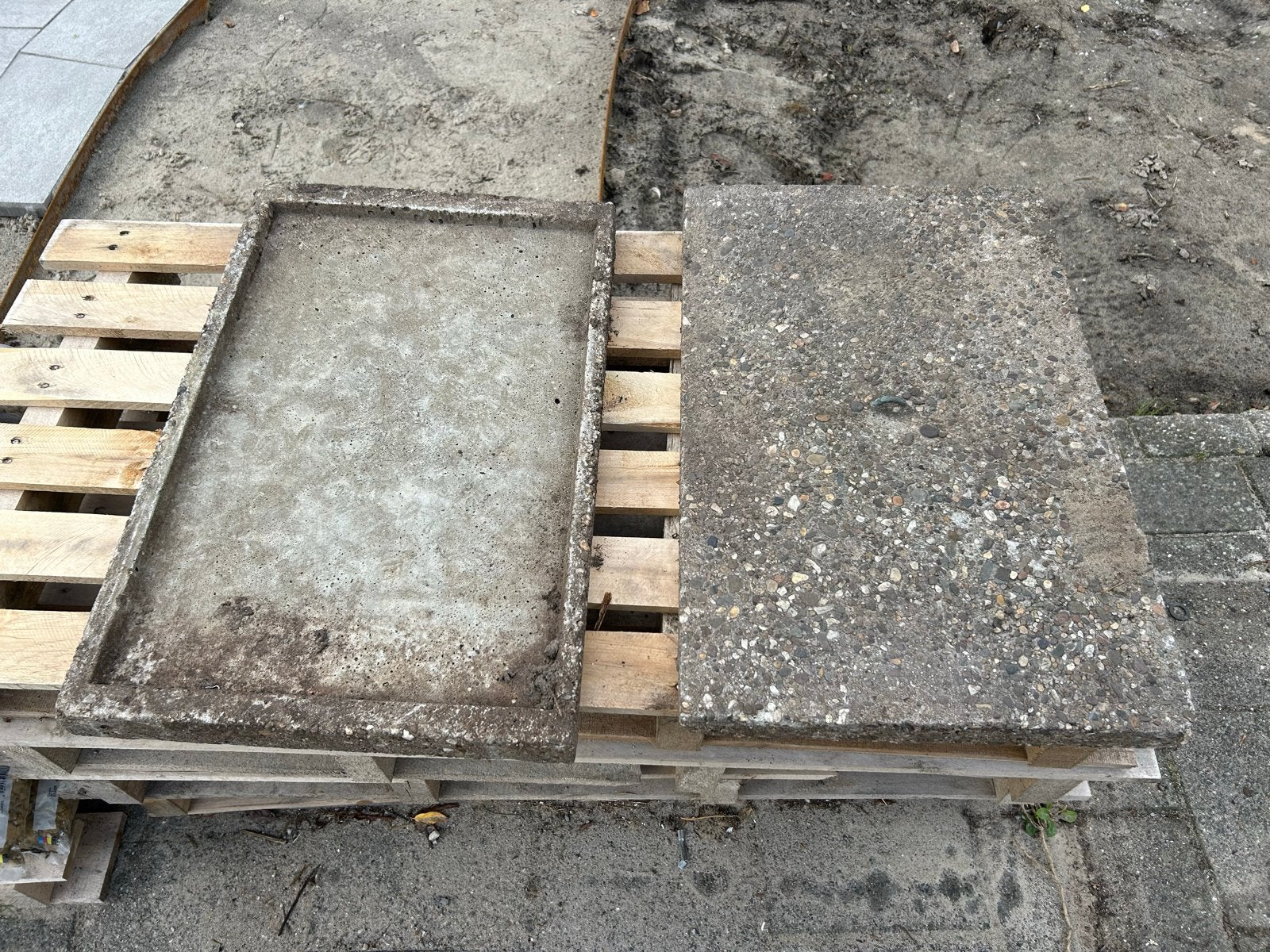 betonnen waterput deksels - 2 stuks, Ophalen, Gebruikt, Minder dan 5 m², Beton