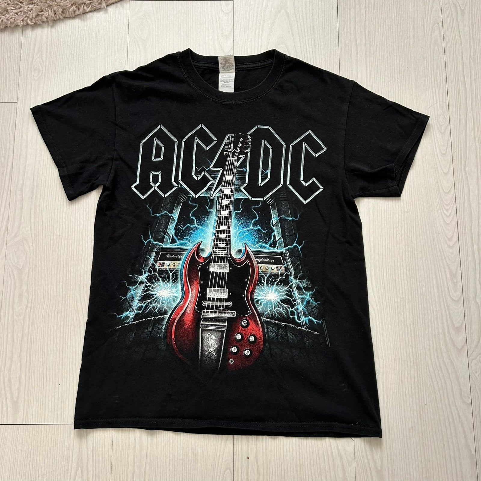 Prachtig ACDC zwart shirt AC DC maat M voor SPOTPRIJS! AKTIE, Ophalen of Verzenden, Zo goed als nieuw, Maat 48/50 (M), Zwart