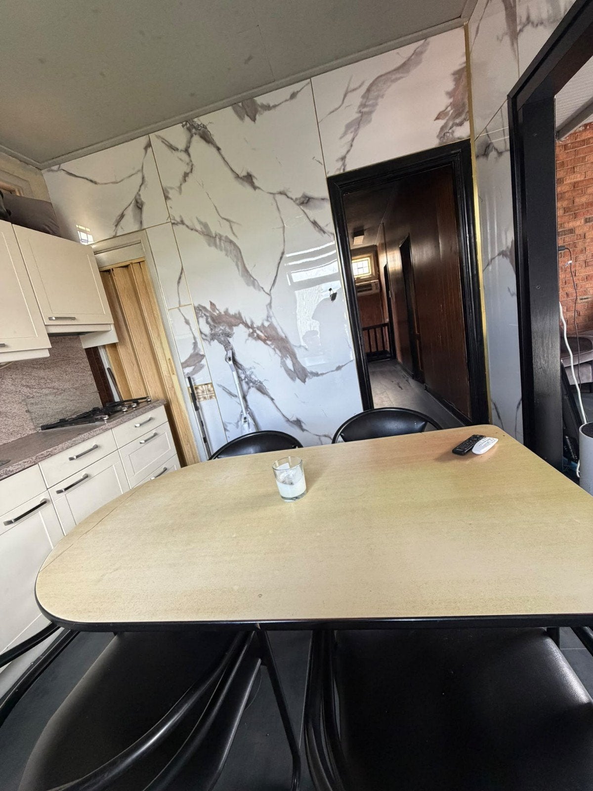 Huis te huur Gemeubileerd 3 Kamer woning, 100 m², Oud-Beijerland, 3 kamers, Rotterdam