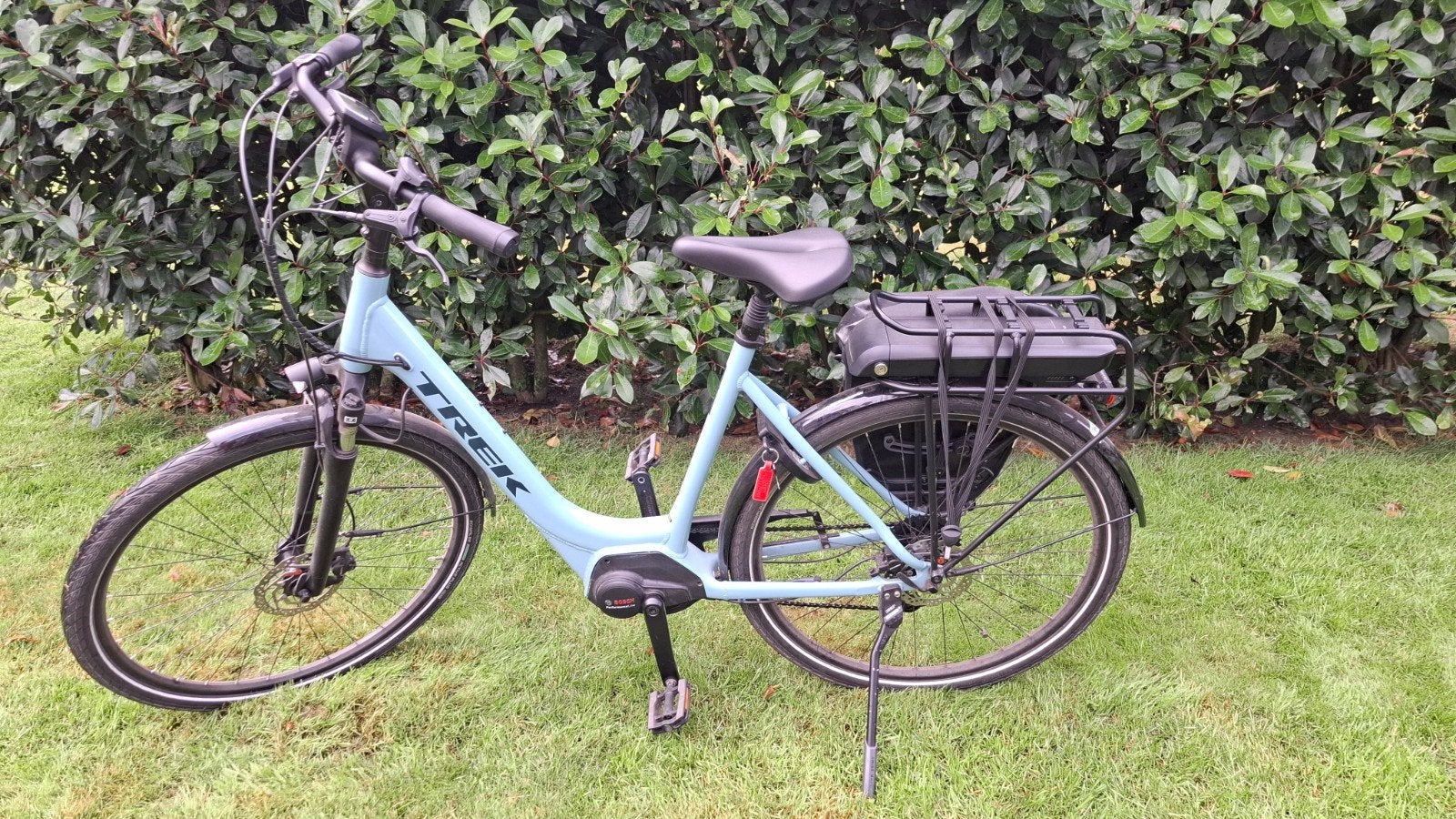 Trek E-bike met Bosch motor en lage kilometerstand, Gebruikt, 51 tot 55 cm, 50 km per accu of meer, Ophalen