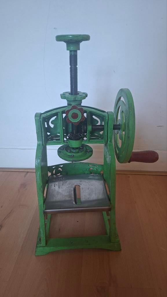 Professionele Retromodel Gietijzeren IJsschaafmachine, Ophalen of Verzenden, Nieuw