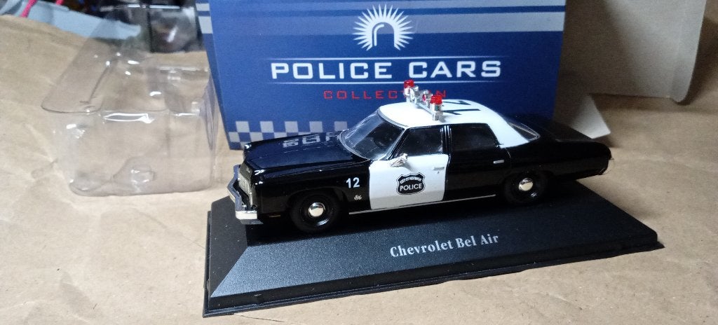 Chevrolet bel air police atlas €14,45, Hobby en Vrije tijd, Modelauto's | 1:18, Ophalen of Verzenden, Nieuw, Auto, Norev