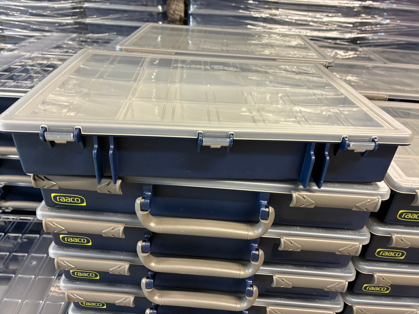RAACO assortimentsdoos Assorter 55 4x8 LEEG, Onbekend, Ophalen of Verzenden, Zo goed als nieuw, Onbekend