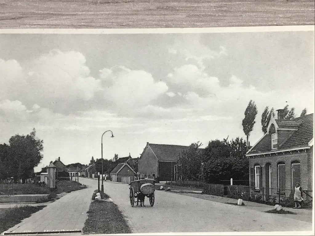Oude ansichtkaart Dirksland Korte Weegje 1932, Ophalen of Verzenden, 1920 tot 1940, Gelopen, Zuid-Holland