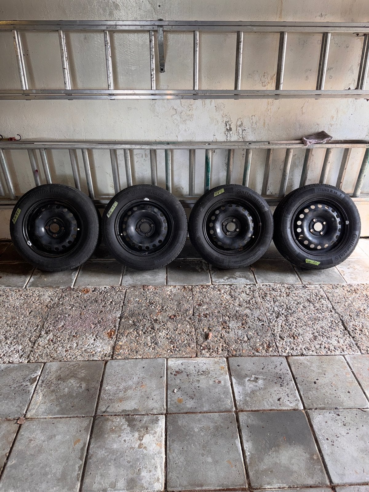 Stalen velgen 4x100 175/65 R14 ( o.a VW Up / mi / citigo), Auto-onderdelen, Ophalen, 14 inch, Gebruikt, 175 mm