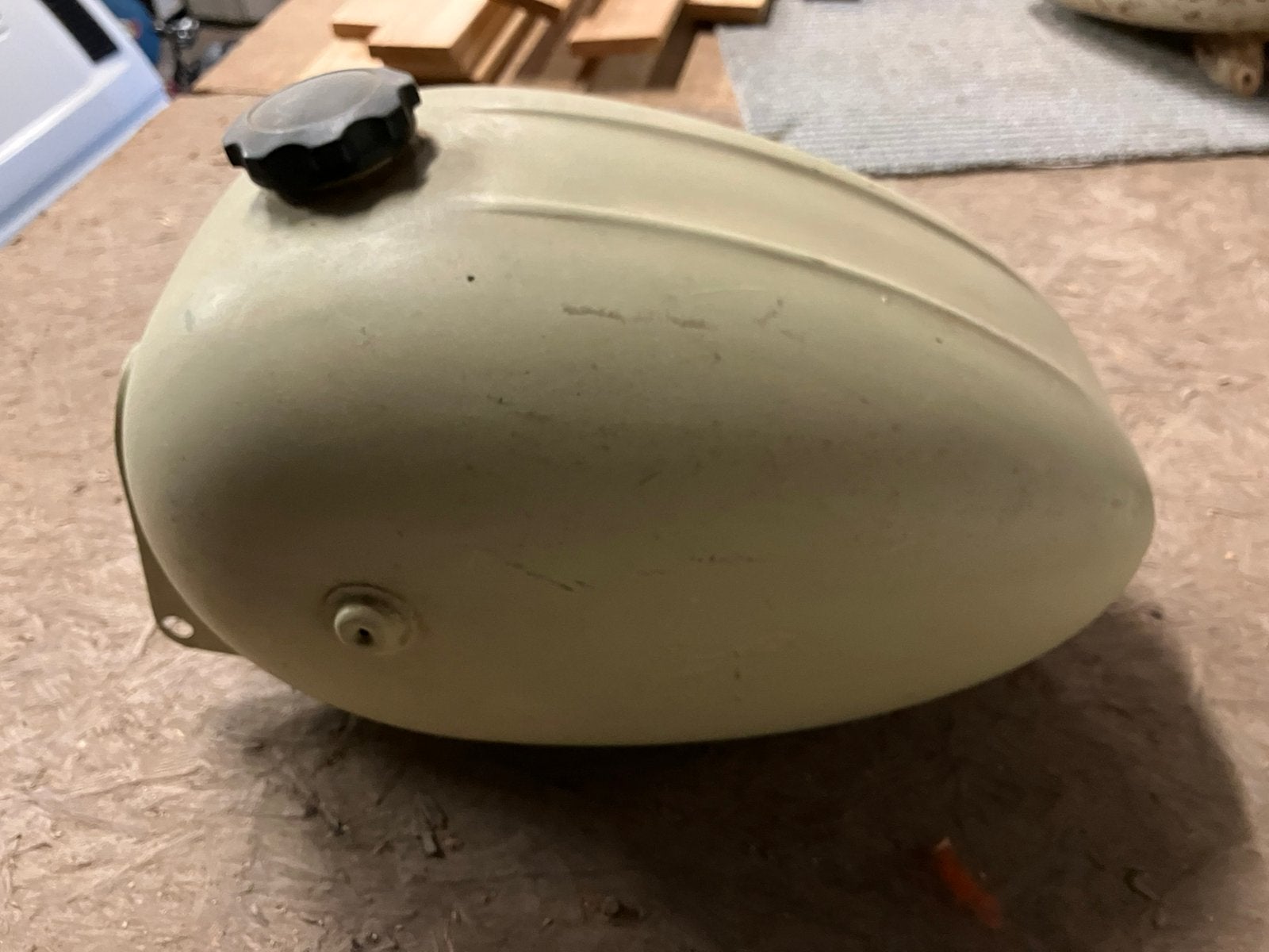 Benzinetank oldtimer brommer, Fietsen en Brommers, Ophalen, Zo goed als nieuw, Overige typen