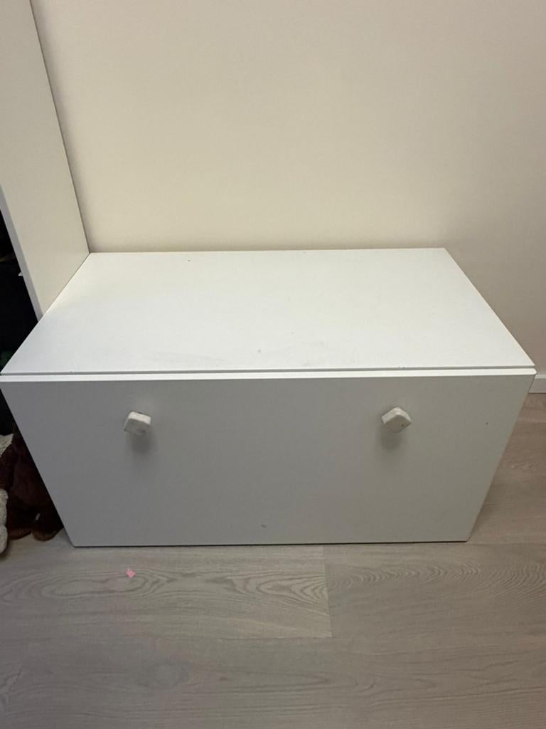 Ikea SMÅSTAD Opbergkist / Speelgoedkist met bank Wit, Kinderen en Baby's, Kinderkamer | Overige Meubels, Ophalen of Verzenden