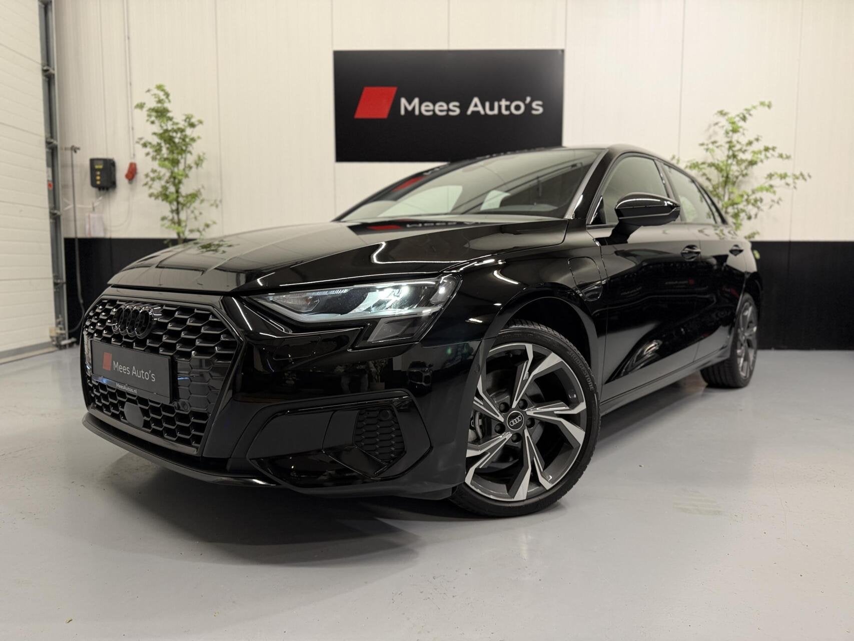 Audi A3 Sportback 40 TFSI e Advanced edition|Keyless|Carplay, Auto's, Dealer onderhouden, Stof, Gebruikt, 4 cilinders