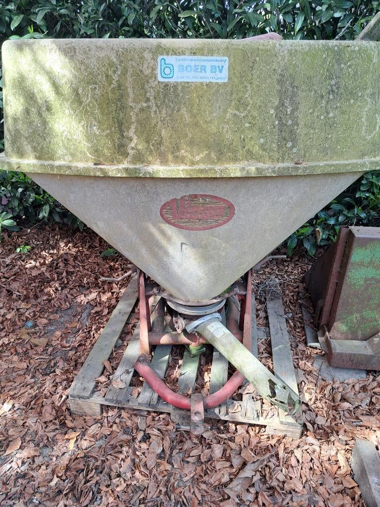 Degelijke kunstmeststrooier - Klaar voor gebruik, Tuin en Terras, Hand-tuingereedschap, Ophalen