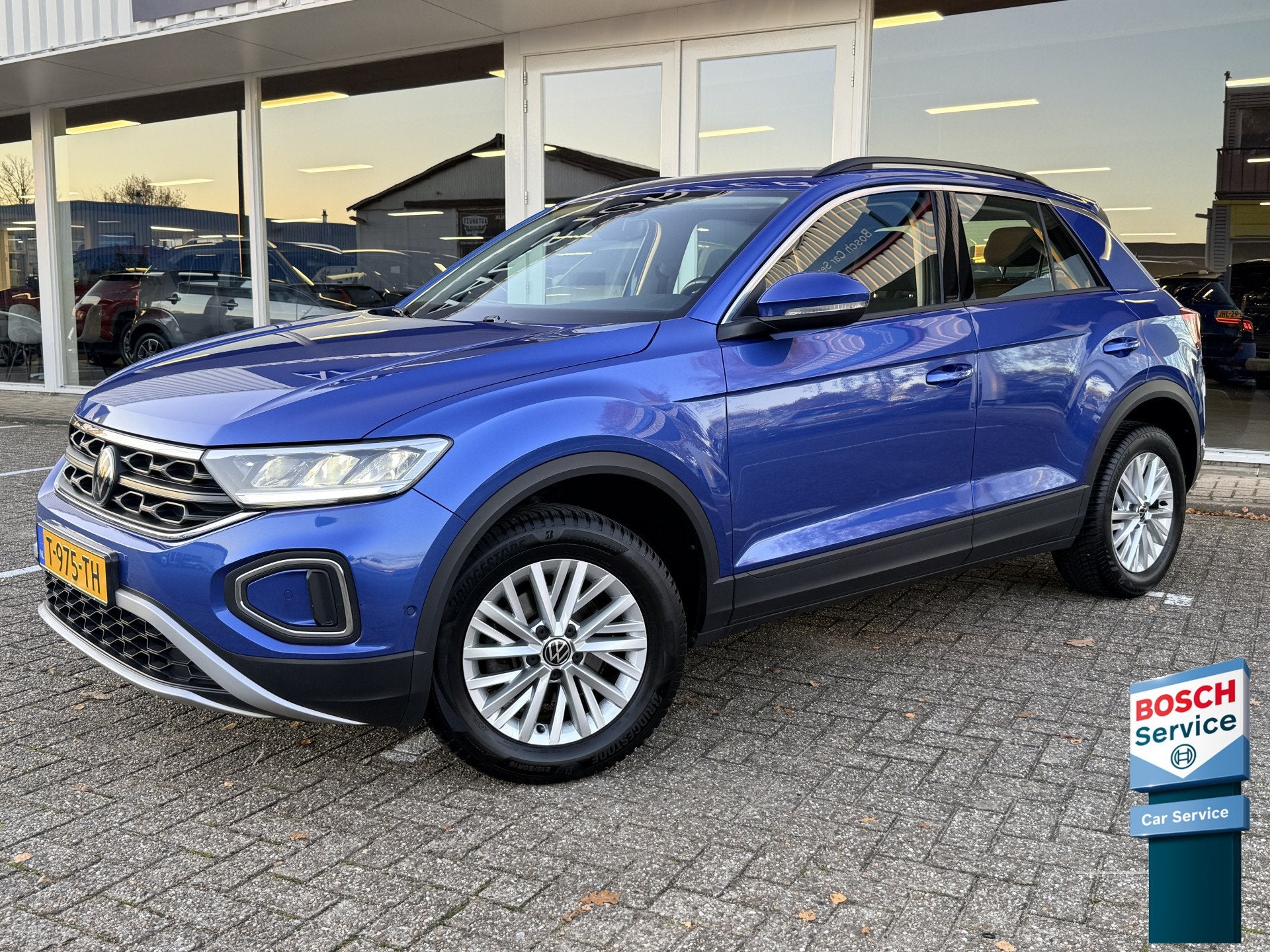 Volkswagen T-Roc 1.0 TSI Life | LED | Apple Carplay | Adapt., Auto's, Volkswagen, Voorwielaandrijving, Stof, Gebruikt, Origineel Nederlands
