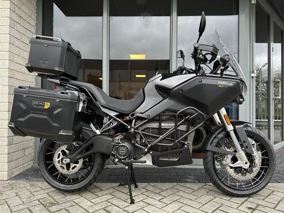 zero DSR/X BLACK FOREST (bj 2025 model 2026), Motoren, 2 cilinders, Motorrijbewijs A, Onbekend, ZERO