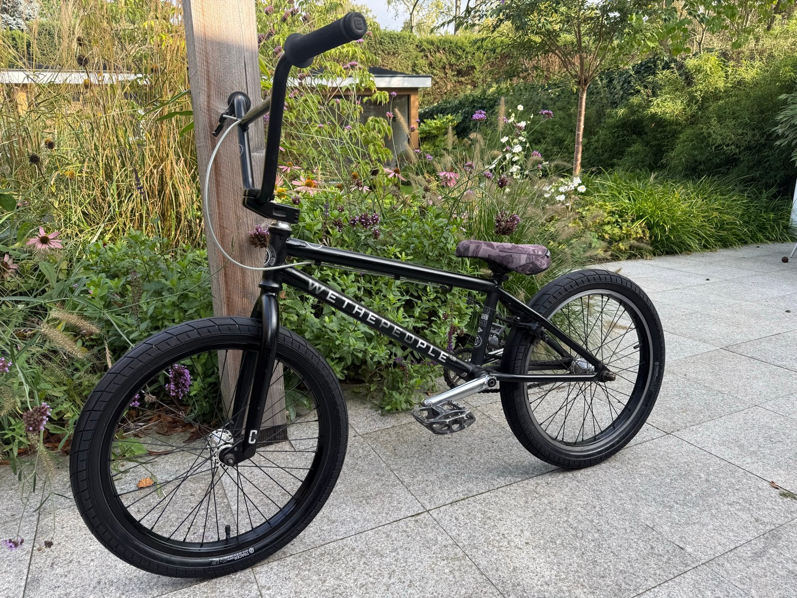WETHEPEOPLE Curse 20" BMX mat zwarte stuntfiets met handrem, Fietsen en Brommers, Ophalen, Gebruikt, Staal, Velgrem