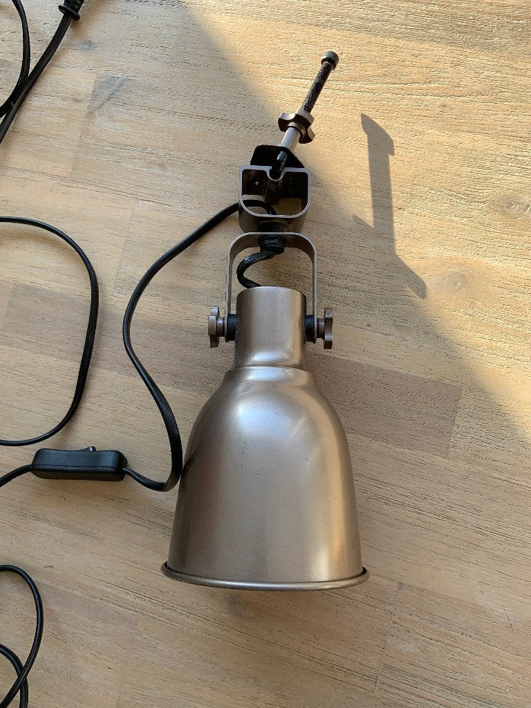 Spot IKEA hektar wand / klem, Ophalen, E14 (klein), Geschikt voor wandmontage, Zo goed als nieuw