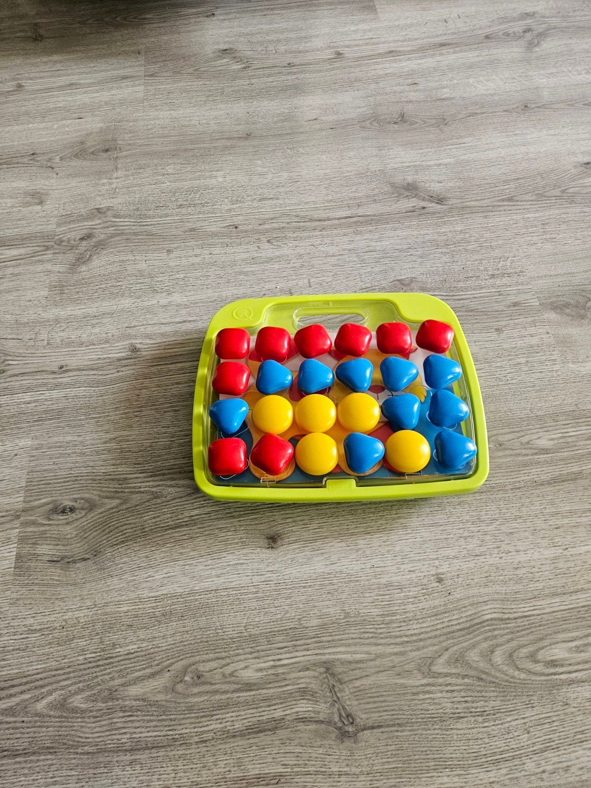 Vormen sorteerbord met kleurrijke blokken, Ophalen of Verzenden, Gebruikt, Puzzelen