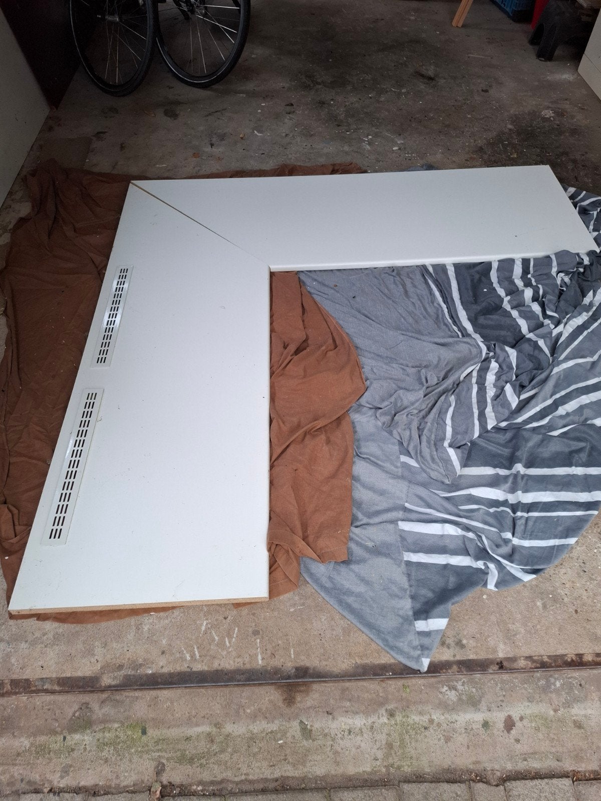 HOEK BUREAUBLAD NIEUW. 180X180X3 CM, Huis en Inrichting, Woonaccessoires | Spiegels, Ophalen, Nieuw, Rechthoekig, Minder dan 100 cm