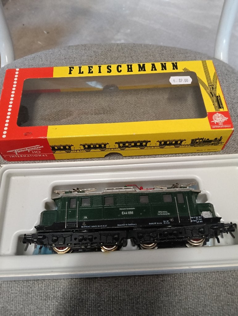 Fleischmann 4330 loc. Heeft liefde en aandacht nodig, Gebruikt, Fleischmann, Ophalen of Verzenden, Gelijkstroom