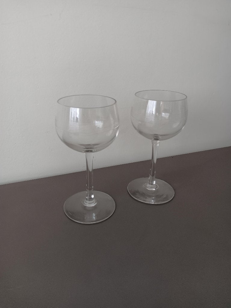 Set van 2 vintage wijnglazen op voet, Huis en Inrichting, Glas of Glazen, Gebruikt, Ophalen of Verzenden, Glas
