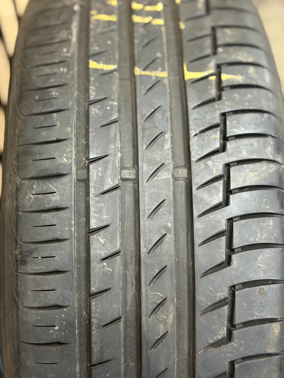 Continental Runflat 225/50 R18 BMW | 7mm | INCL Montage €75, Ophalen, 18 inch, Gebruikt, Band(en)
